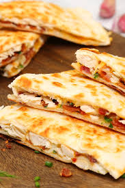 Cheddar Chicken Ranch Quesadilla Recipe In 2020 Recipes Can Chicken Recipes Shredded Chicken Recipes