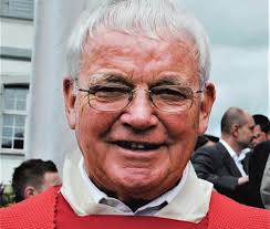 Zum Flüchtlingstag Seiten 3–4