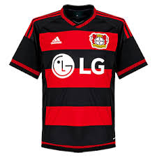 Leverkusen in der geschichte schon vergeben waren und an welche spieler. Bayer Leverkusen Football Shirt Archive