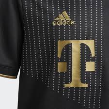 Vendita maglie calcio 2021 2022 a poco prezzo. Bayern Monaco E Adidas Hanno Presentato Il Nuovo Kit Away Outpump