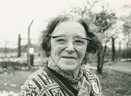 Why Dora Russell Opposed Marriage