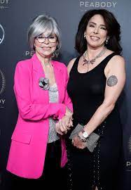 I kept thinking of our daughter (fernanda luisa gordon) because she was extremely close to him. Does Rita Moreno Have Children Her Daughter Looks Like Her Twin
