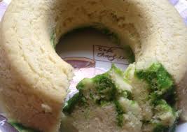 Jika identiknya membuat bolu kukus pelangi adalah memakai mixer, kini kamu bisa mengaduk adonannya 4 butir telur. Resep Bolu Kukus 1 Telur Empuk No Mixer Oleh Dita Surya P Cookpad
