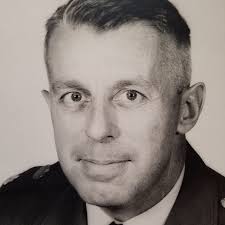 Pete Palmer left Lowell for West Point, then donated book collection to  city's high school before his death