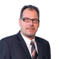 40+ "Michael Venn" profiles