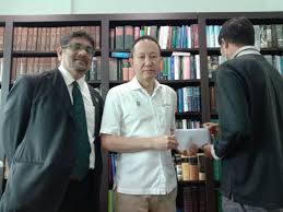 His main interests are in the application of health economics, behavioural economics and health preference research to the control of sexually transmitted infections (including hiv). Lelaki Jumpa Tulang Milik Jenkins Terima Imbuhan Kosmo Digital