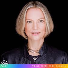 Barbara Groth's Instagram, Twitter & Facebook