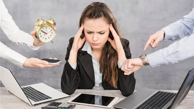 Síndrome burnout: cómo saber si el trabajo está a punto de dejarte  "fundido" - BBC News Mundo