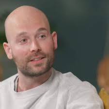 Madeleine en bankier Chris leven grotendeels gescheiden van elkaar