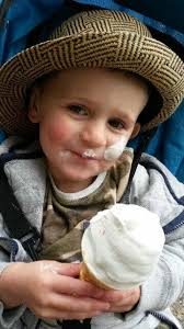 Danielle Calvert (@dani1cally)