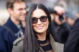 Elmo's fire,' and later proved one of hollywood's leading ladies with starring roles in 'ghost,' 'a few good men' and 'disclosure.' Demi Moore Shares Long Hair In New Photo Allure
