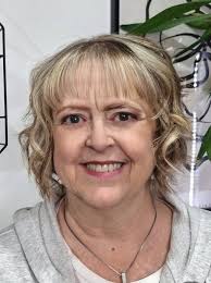 Contact information for hair creation artist needed