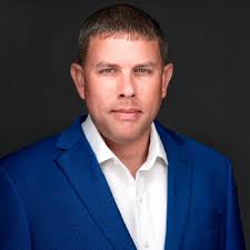 Please join me in welcoming Nadia Segovia-Spehar to the Bayer