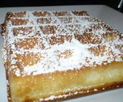 Gaufres Legeres Et Croustillantes Recette Gaufres Gaufre Legere Gateaux Et Desserts