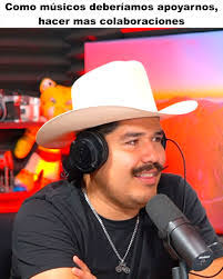 Alfredo Reynosa's Instagram, Twitter & Facebook