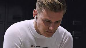 Mickschumacher has tagged you in a post. Nordpol Gibt Gas Mit Mick Schumacher Und Under Armour W V