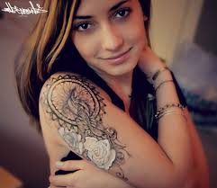 Heart Tattoos Women Star Tattoos Women Tattoos On Private Parts Tattoo Designs For Women Tattoos Dream Catcher Tattoo Design