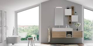 Scegli l'arredo bagno nei mobilifici in veneto a castelfranco, treviso, verona, in piemonte a torino, in emilia romagna a modena e bologna, in lombardia a gli showroom arredissima espongono mobili e arredamento per il bagno dal design classico o moderno in grado di dare un tocco originale e. Arredo Bagno Moderno Le Tendenze 2020 Glamcasamagazine