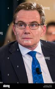 Andrew mackenzie hi-res stock photography and images