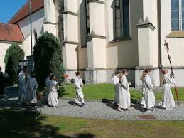 Dieses baugrundstück wäre von interesse für bauträger, die ein bauprojekt planen und verwirklichen möchten. Verlautbarungen Pfarre St Florian Am Inn