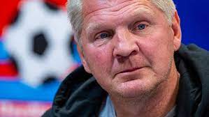 Join the discussion or compare with others! Stefan Effenberg News Der Faz Zum Fussballtrainer
