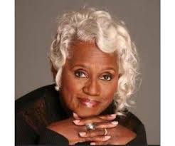 Edith Arms's Instagram, Twitter & Facebook