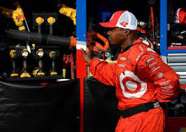 Christmas abbott is the first female nascar pit crew member. Nascar Ex College Athletes Finding Work On Pit Crews Charlotte Observer