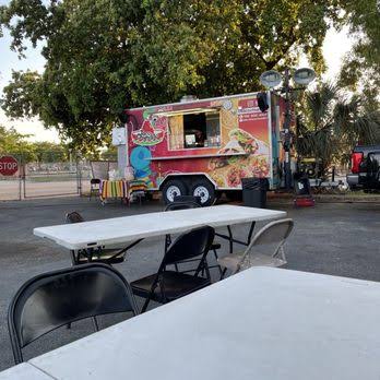 Taco chundito food truck — Taco restaurant food truck in Hialeah, Florida