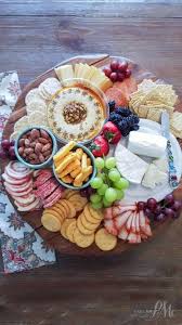 How To Assemble A Charcuterie Platter Cuisine Et Boissons Cuisine Recettes De Cuisine