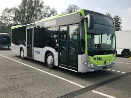 Ein Neuer Mb C2 K Hybrid Fur Die Busland Ag Am 20 10 18 Beim Eurobus Zentrum In Bassersdorf Abgestellt Deutsche Autos Mercedes Benz Bus Reisecar