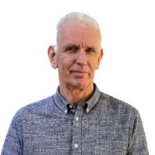 Author takes a hatchet to the Greens' dead heroes