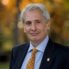 Compassionate Covid Care Team Goes Far Beyond Contact Tracing • Beloit  College Magazine • Beloit College