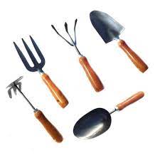 Gubia de jardín es ideal para ayudarnos a quitar las malas hie. 5 Piezas Barato Pala Rastrillo Mini Nombres De Herramientas De Jardin Buy Pala Herramientas De Jardin Conjunto De Herramientas Manuales De Jardineria Product On Alibaba Com