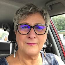 I recently had neck surgery and because of safety circumstances I need to  move…I can't lift or do much of anything so I need help….Can anyone help  me….I need to find a