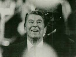 Dukakis, Bush enter the home stretch of the race Mercenaries fail in coup  attempt in Maldives Isles