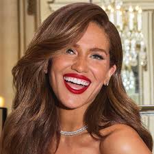 Olivia's Exclusive Interview and Fan Reactions to Her Relationship and  Family Decisions