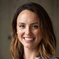 Lenora Kaplan's Instagram, Twitter & Facebook