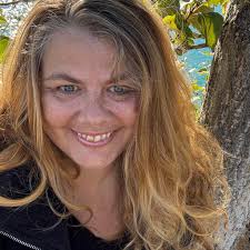 Leigh Macfarlane (@leigh.macfarlane1) • Facebook, Connect with friends