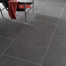 Alte fliesen müssen nicht zwangsläufig mit hammer und meisel abgeschlagen werden. Fliesen Und Bodenbelage Nordhaus Made Im Rheinland