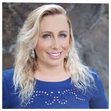 Crystal Schwarzmann, Hawaii Realtor, Coldwell Banker Realty