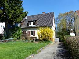 Castle heiligenberg above lake constance was built in middle of the 16th century and is considered one of the most outstanding monuments of the german renaissance. Haus Zum Verkauf 78166 Donaueschingen Schillerstrasse 11 Mapio Net