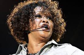 Officially, she had drowned, though the coroner's report also mentioned that the cocaine in her system and a heart disease had. Whitneys Letzte Tour In Memorium Whitney Houston Berlin Myheimat De