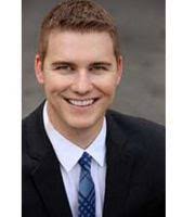 Kris Lee's Instagram, Twitter & Facebook