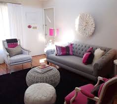 Pin By Amber Houghton On Apartment State Of Mind Diy Living Room Decor Cute Apartment Decor Diy Apartment Decor