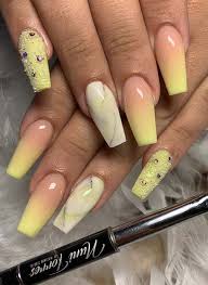 How to whiten yellow nails fast. Cute Banana Yellow Nail Polish Ideas For Texas Nails In 2019 Stylezco