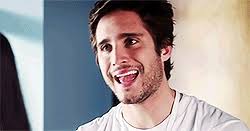 Diego boneta est libéré de scream queens et va passer dans jane the virgin. Gifthosescenes Tumblr Blog Tumgir