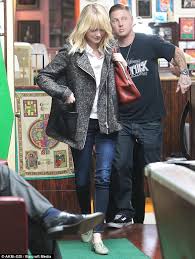 Tattoofilter is a tattoo community, tattoo gallery and international tattoo artist, studio and event directory. Hollywood Sweetheart Emma Stone Makes Late Night Visit To Tattoo Parlour Daily Mail Online