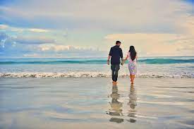 I'm a big fan of beach weddings but since there is sand everywhere it can be tougher to find places to take pictures like this one. Beach Love Couple Free Photo On Pixabay