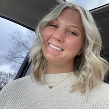 Kayla van Winkle in people