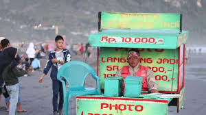 Lokasi pantai kedonganan sangat dekat dengan pantai jimbaran, anda hanya perlu waktu kurang lebih 5 menit. Harga Tiket Masuk Tempat Wisata Di Bantul Terbaru Suara Jogja
